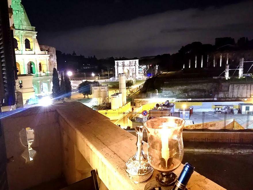 Balcony Colosseum View — Foto 3